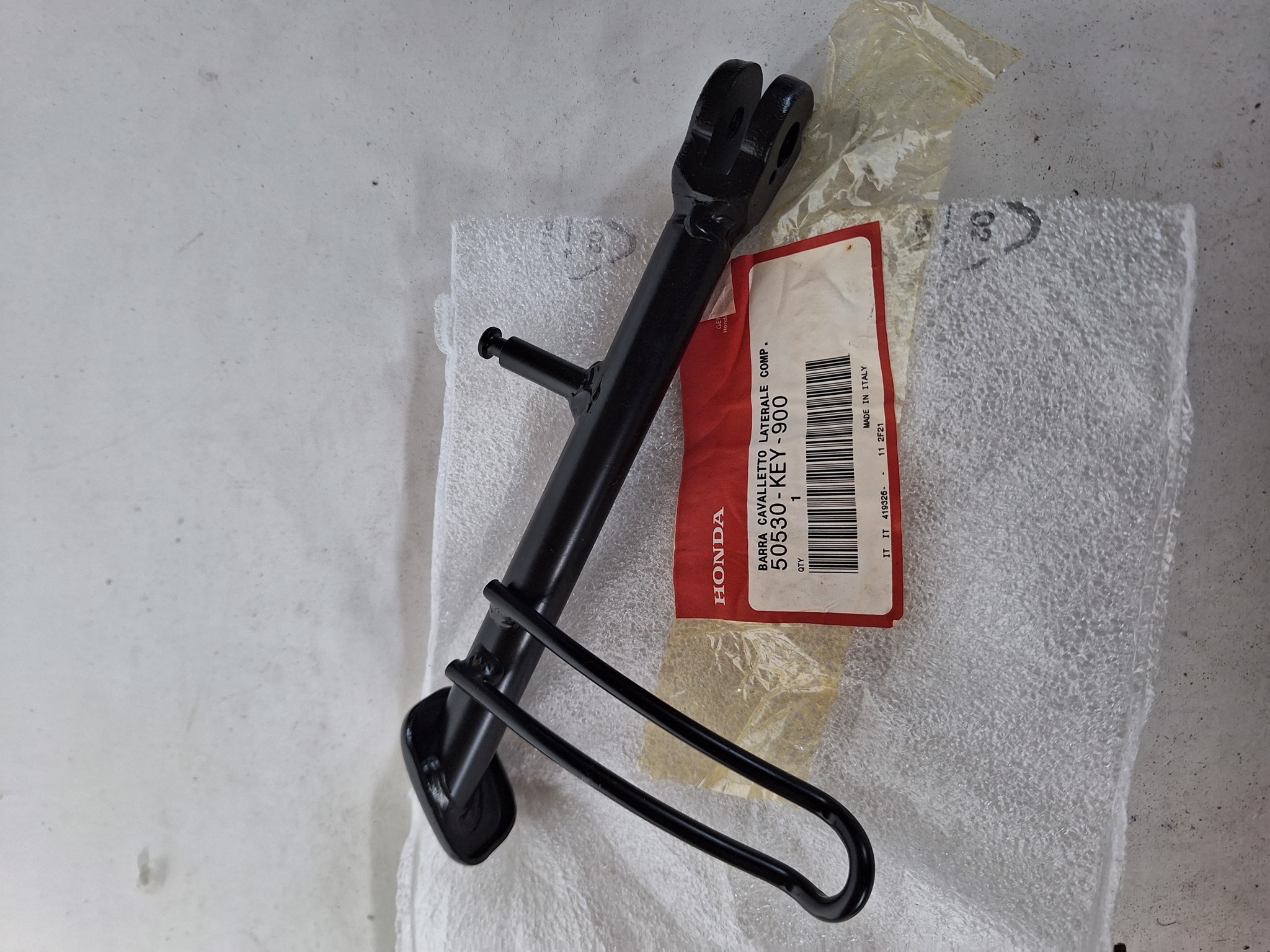 Picture of SEITENSTAENDERSTANGE  50530-KEY-900  FES125W